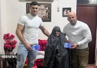 مدال طلای قهرمان کشتی آزاد جهان در ماسال به مادر شهیدان یوسفی اهداشد