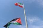 اهتزاز پرچم فلسطین بر فراز آسمان رشت در حمایت از مردم غزه