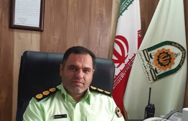 دستبند پلیس بر دستان عامل تیراندازی در خمام