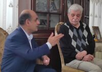 دانش آموزی که دو دوتایی زندگی اش با معلم ریاضی ۴ تا شد دانش آموزی که دو دوتایی زندگی اش با معلم ریاضی ۴ تا شد