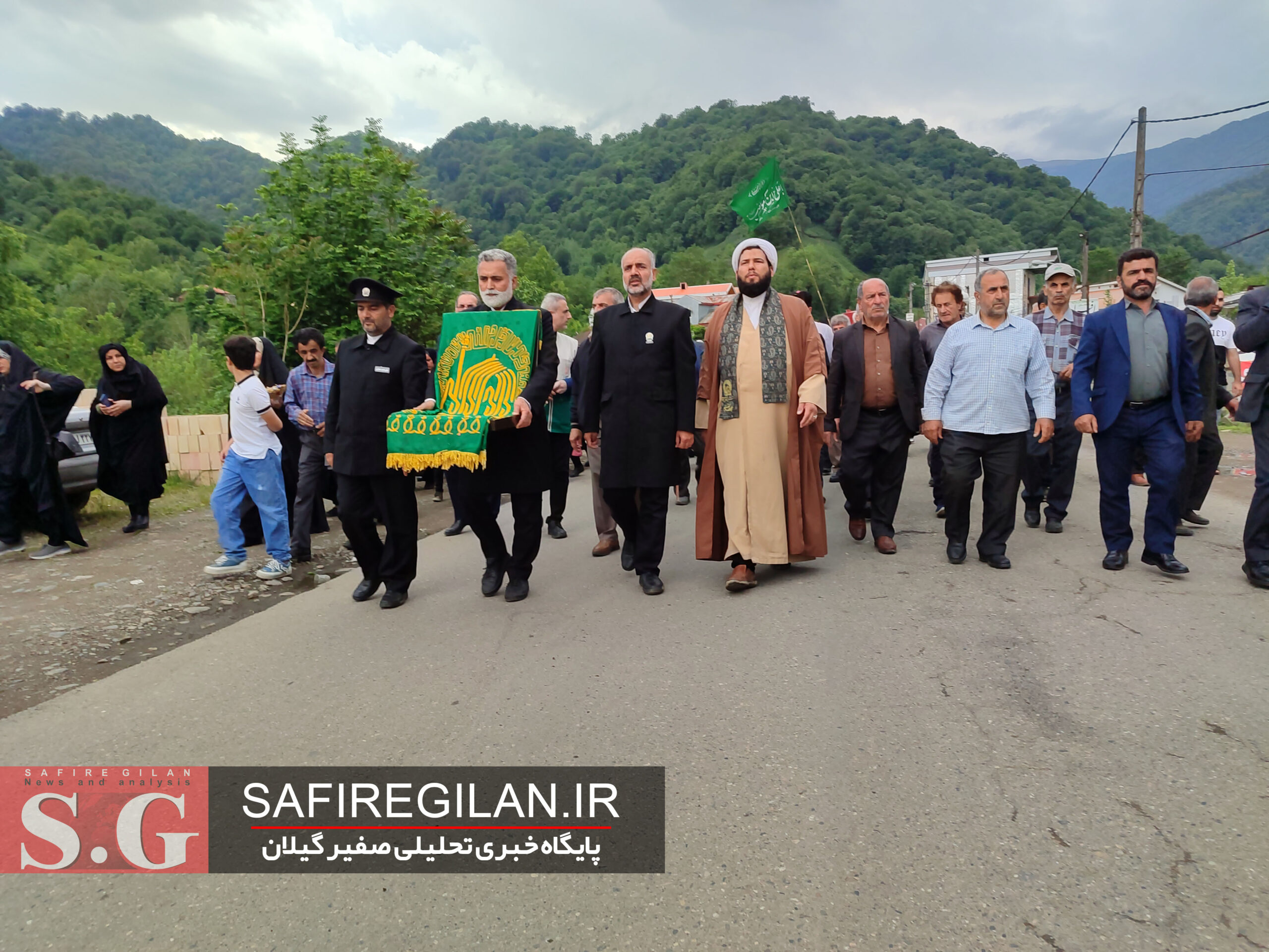 شمیم عطر رضوی در کهن ترین بنای تاریخی ایران در دل جنگلهای سبز گیلان پیچید/فیلم و عکس