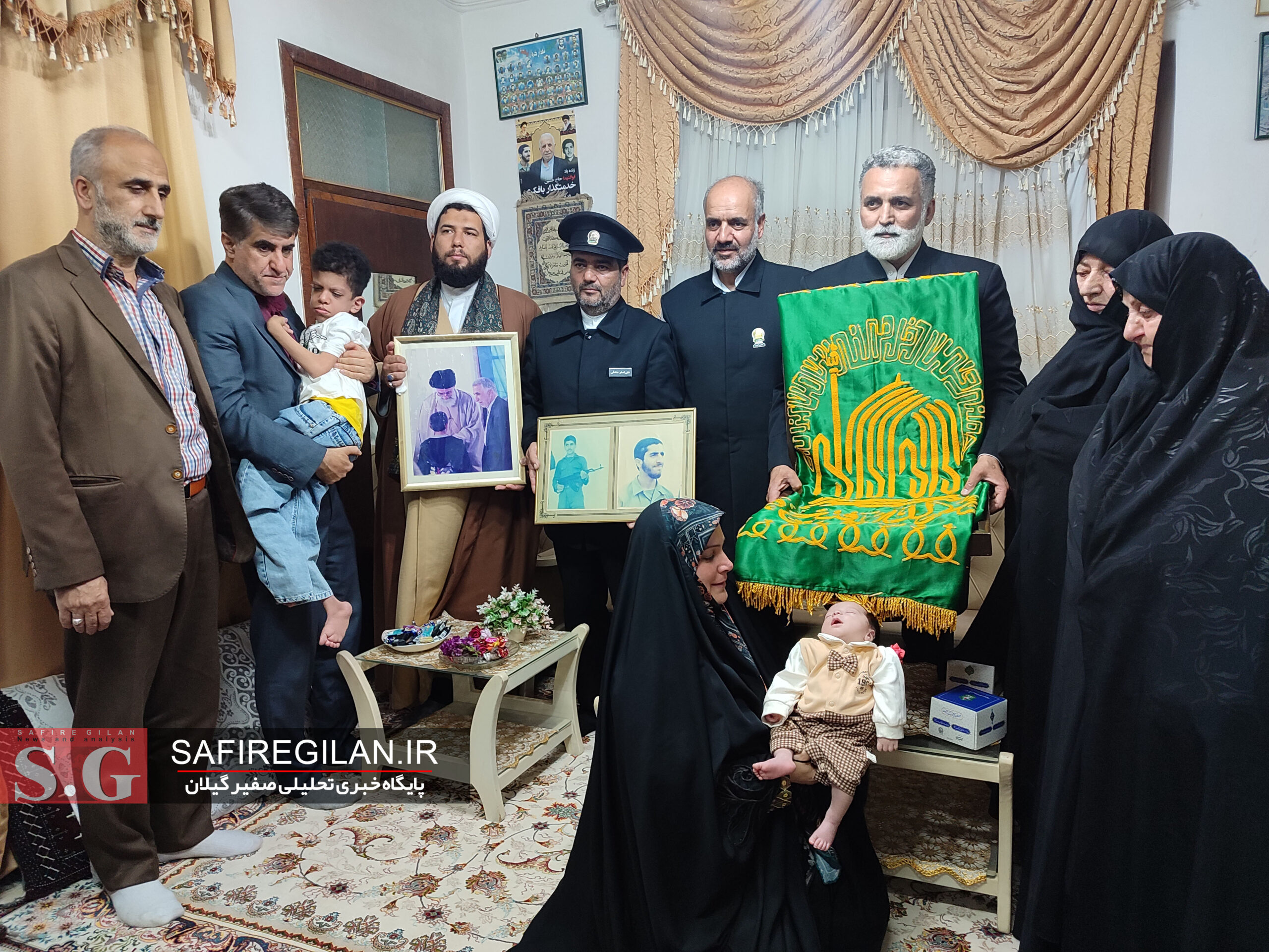 دیدار خادمیاران رضوی با مادر شهیدان خدمتگذار/برادرانی که به فاصله یک روز شهید شدند