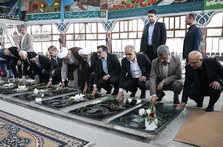 تجدید میثاق شورای قضایی استان گیلان باهمه شهدا به ویژه شهید بهشتی معمار دستگاه قضایی