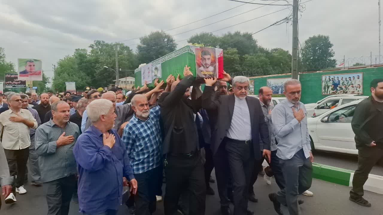 پیکر امیر حسین صالحی کلفتی شهید گیلانی پدافند هوایی ارتش در رشت تشییع شد+تصاویر