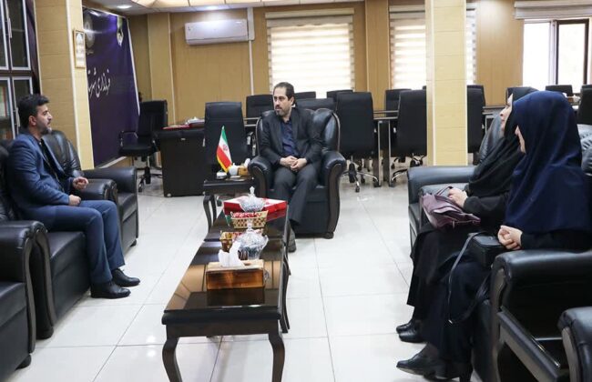 کانون پیشرو و پیشران عرصه فرهنگ است