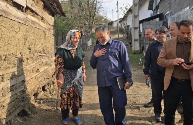 بازرس کل گیلان از روستای شیشار رضوانشهر بازدید کرد