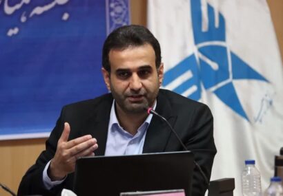 دانشجویان امروز با علم آموزی ، داشتن بصیرت و آگاهی سیاسی و اجتماعی، پرچمدار تحول در کشورهستند دانشجویان امروز با علم آموزی ، داشتن بصیرت و آگاهی سیاسی و اجتماعی، پرچمدار تحول در کشورهستند