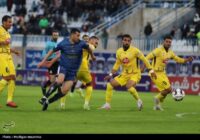 جشنواره گل غافلگیرکننده فجر سپاسی در خانه ملوان/ شکار بی‌رحمانه قو برای فرار از بحران