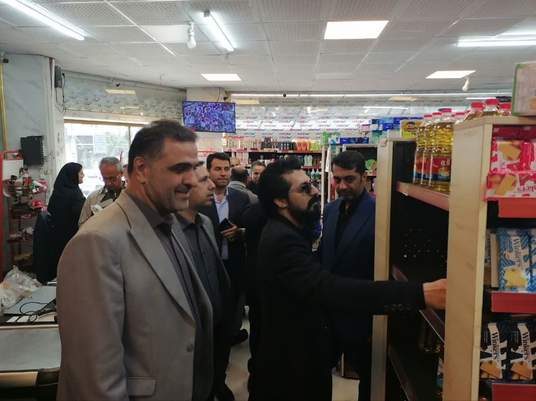 تأکید بر تنظیم قیمتها و تأمین کالا