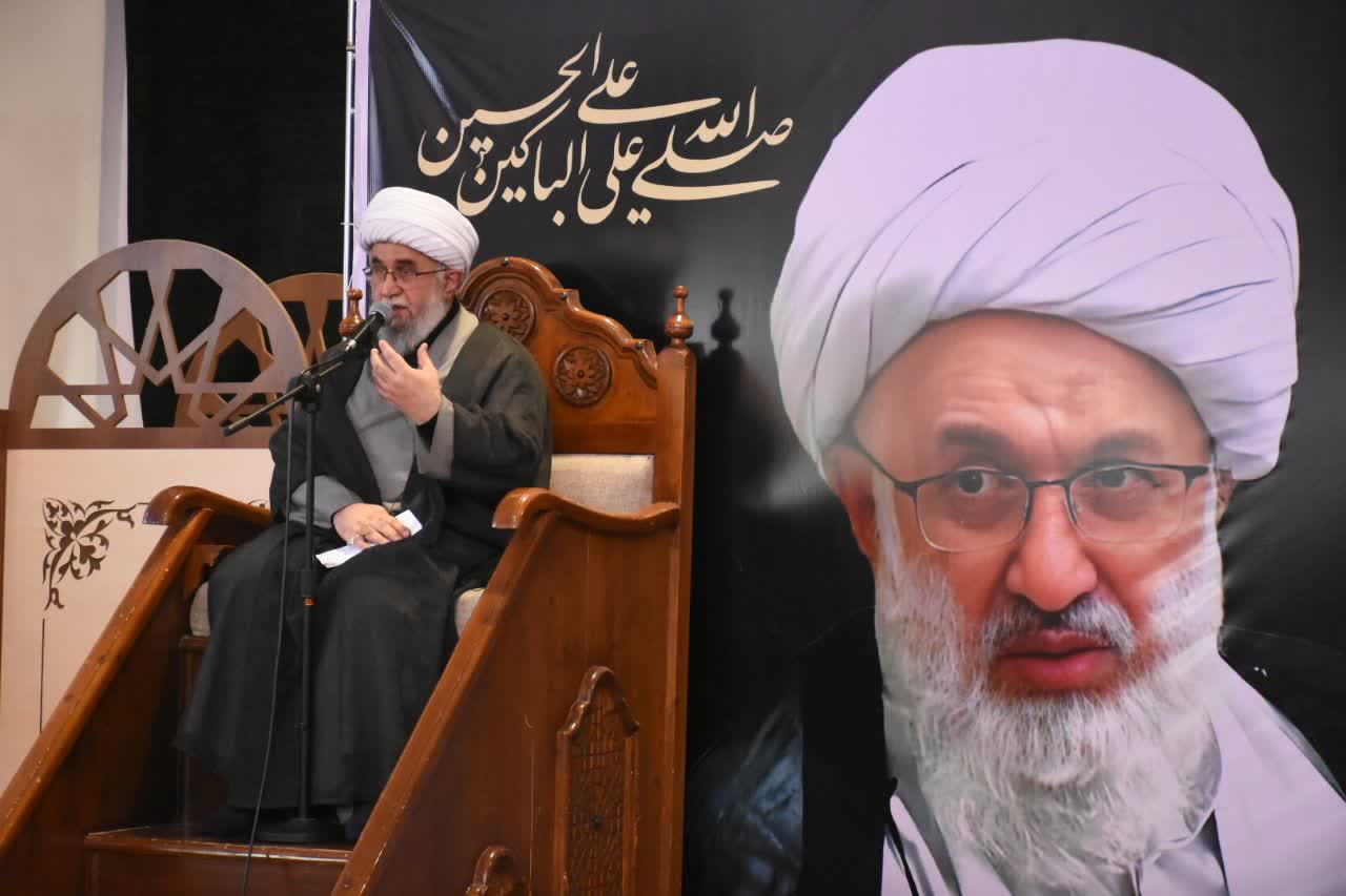 اخلاص، شرط ماندگاری عالم و مبلغ دین است