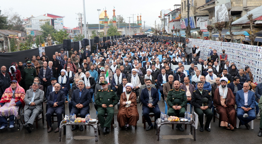 مراسم یادواره سرداران، فرماندهان و ۵۵۰ شهید صومعه سرا برگزار شد