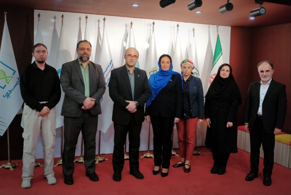 توسعه تعاملات بین‌المللی پارک علم و فناوری گیلان با تکیه بر دیپلماسی فناوری