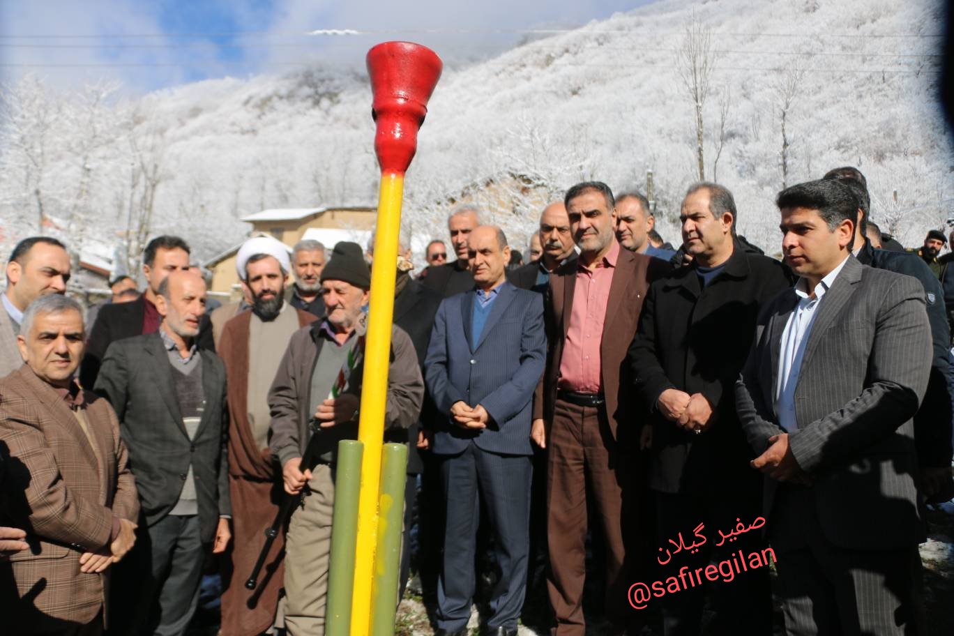 روشن شدن شعله گرمایشی در دل کوهستان برفی کاکرود رودسر با هنرمندی شرکت گاز گیلان