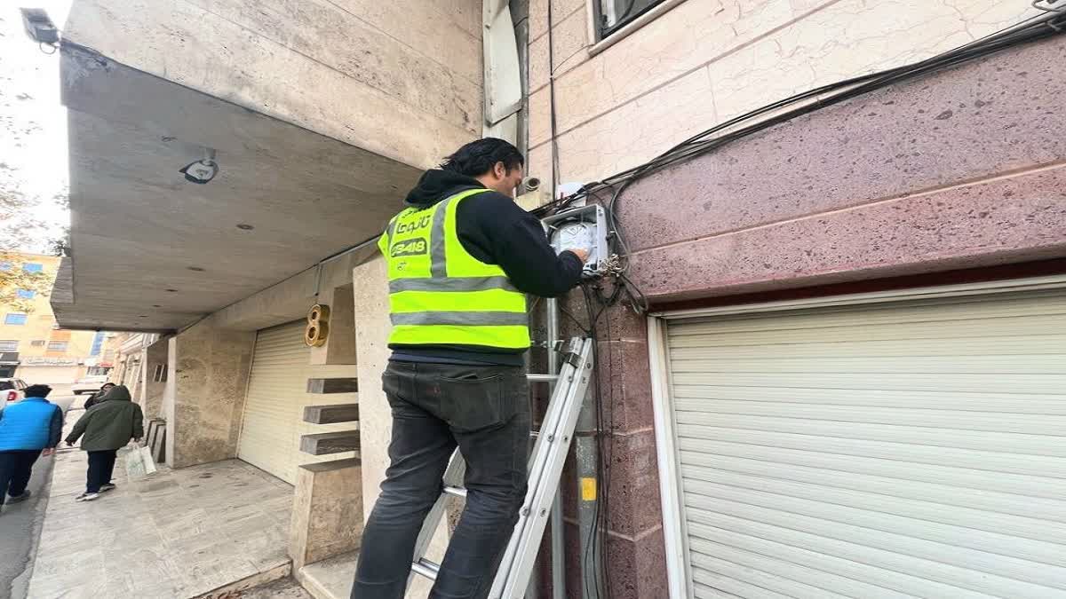 اجرای فیوژن فیبرنوری در خیابان دکتر معین رشت