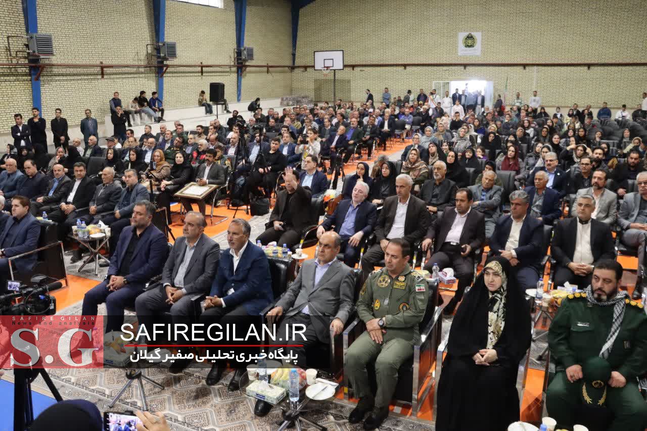 از کلنگ نیمه‌تمام تا سالنِ آباد در شهر ماکلوان؛ ۱۷ سال وعده و یکبار عمل/فرمان روی زمین، ورزش روی سرِ مردم