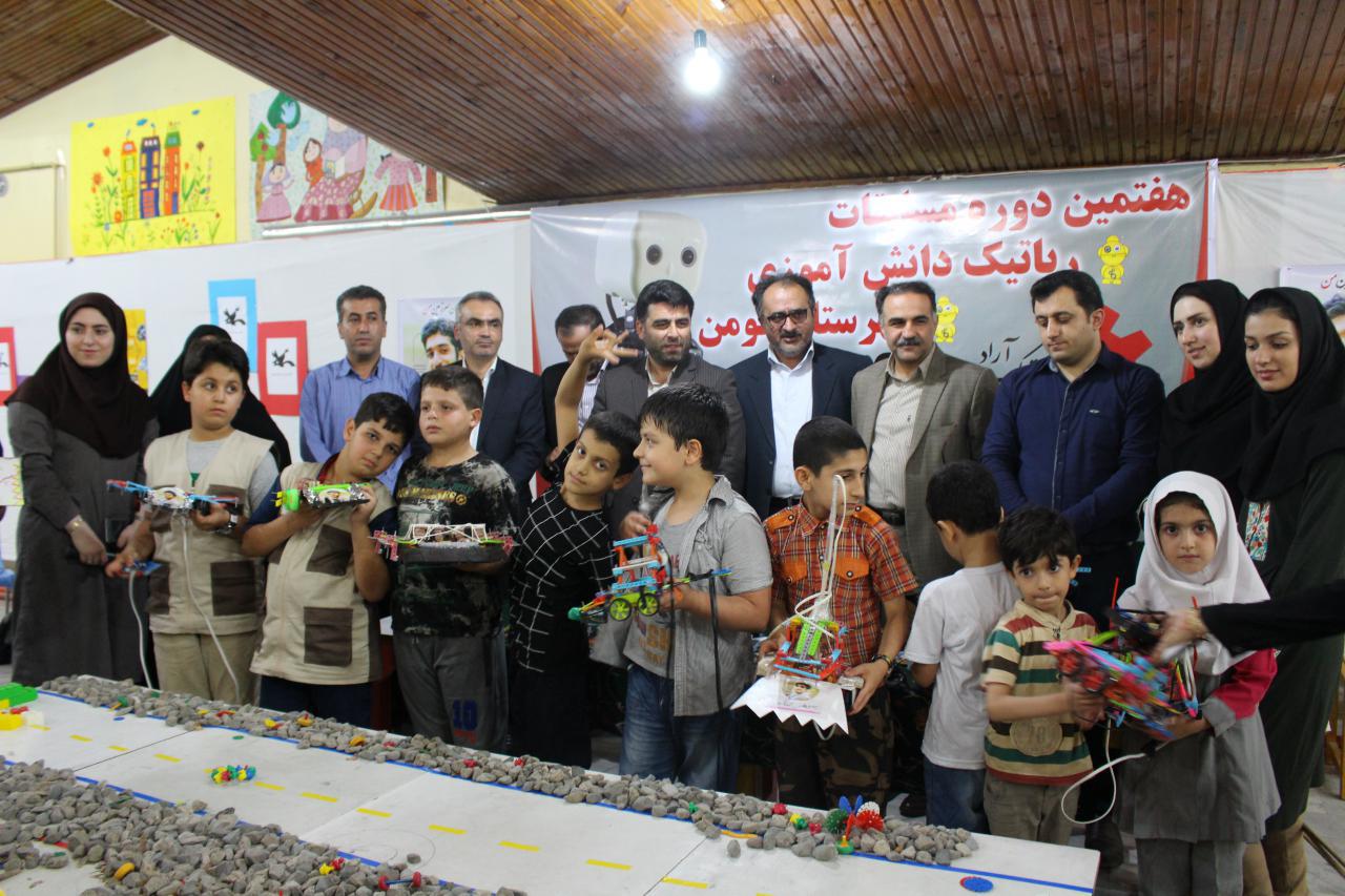 هفتمین دوره مسابقه ربات های جنگجو و فوتبالیست به یاد شهید حججی