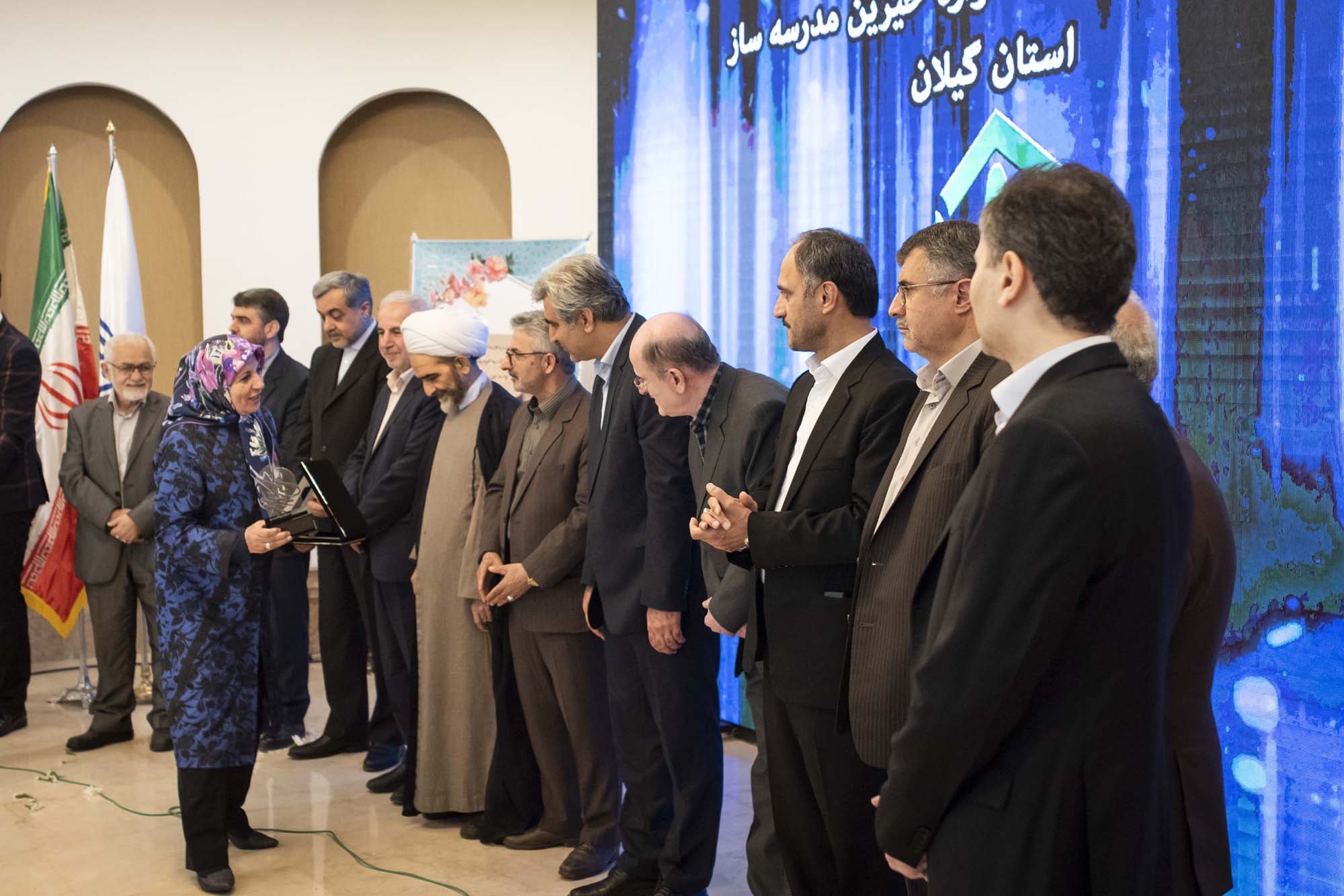 بیست و یکمین جشنواره خیرین مدرسه ساز استان گیلان درهتل شهرزاد لاهیجان برگزار شد